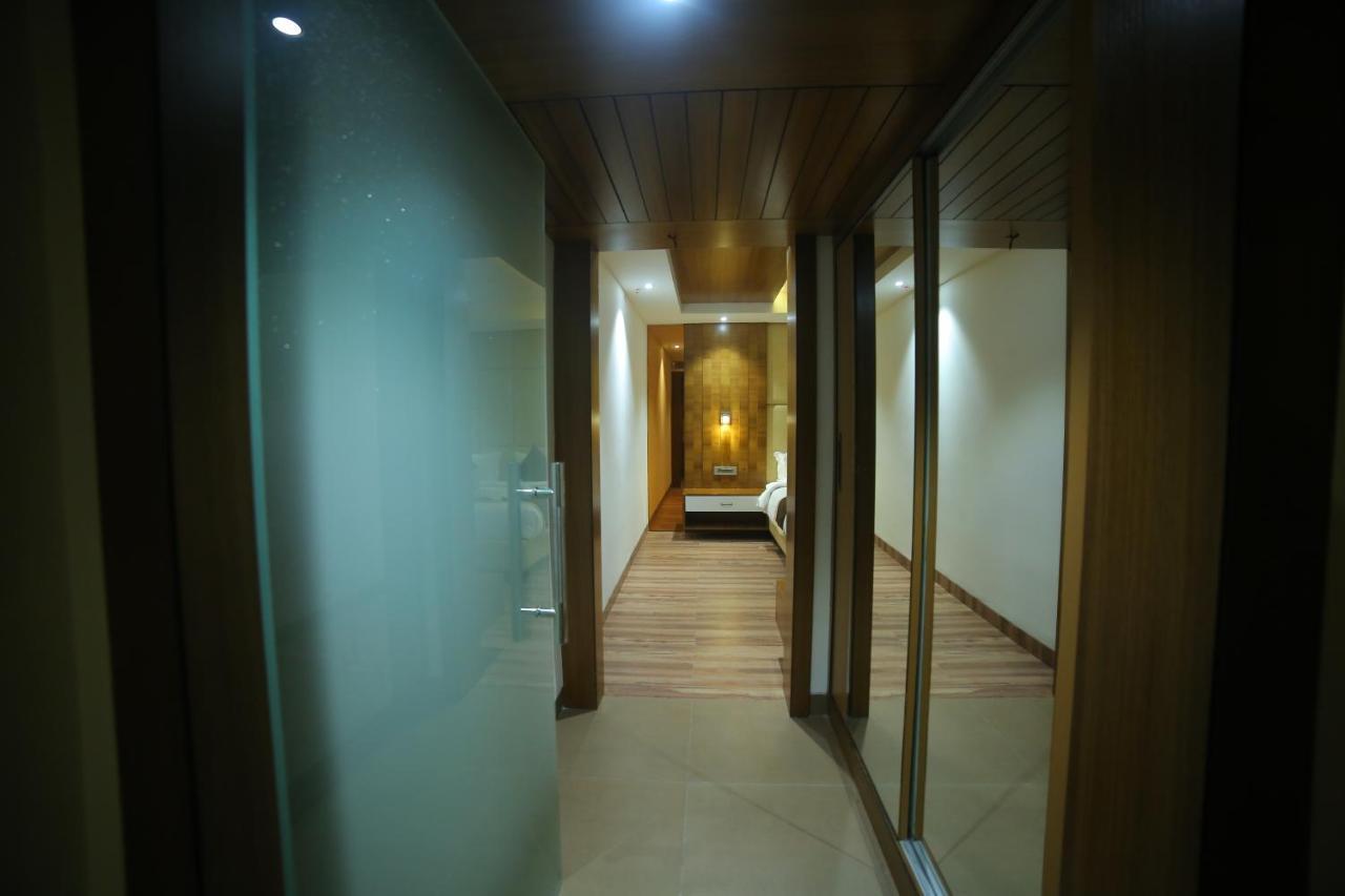 Sree Fortune Grand, Tadepalli Hotel Tadepalle ภายนอก รูปภาพ